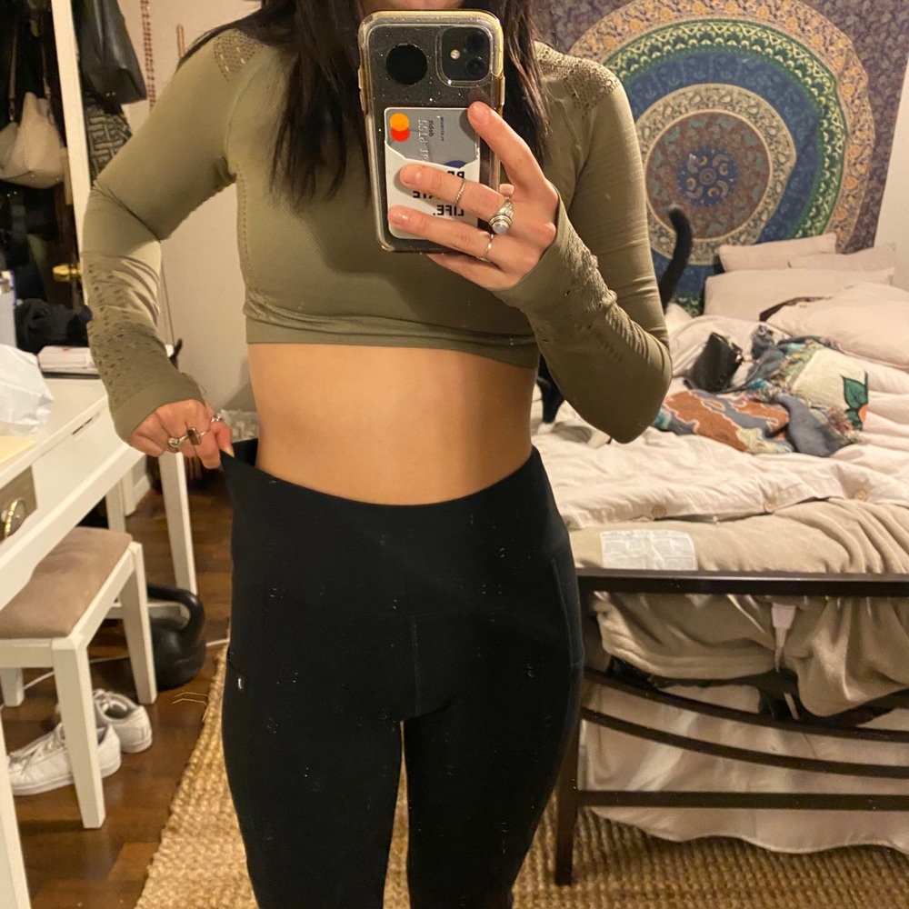 Womens black scrub yoga pant - Picture 5 of 5